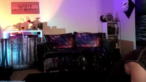 Snapshot of widthofapeach chatting on 03.08.25 Gretchen Jimmy online show from 03.08.25