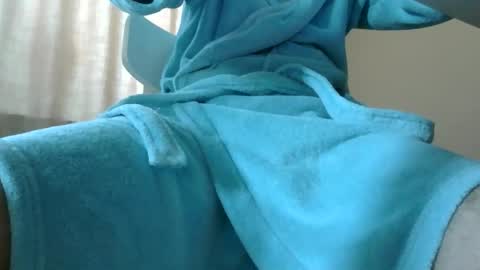 Snapshot of wifewatcher123 chatting on 05.09.26 wifewatcher123 online show from 05.09.26