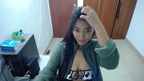 Ilauren online show from 09.16.25