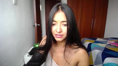 Ilauren online show from 02.13.26