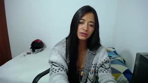 Ilauren online show from 04.15.26