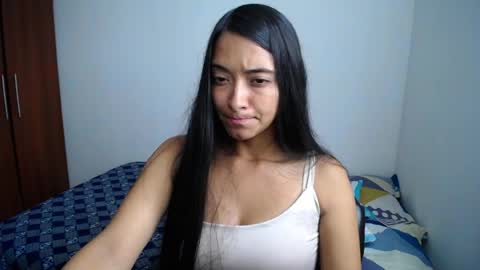 Snapshot of wifhot chatting on 05.12.26 Ilauren online show from 05.12.26
