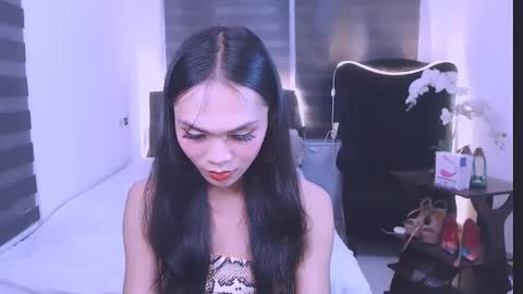 Snapshot of wild_lily30 chatting on 02.12.25 wild lily30 online show from 02.12.25