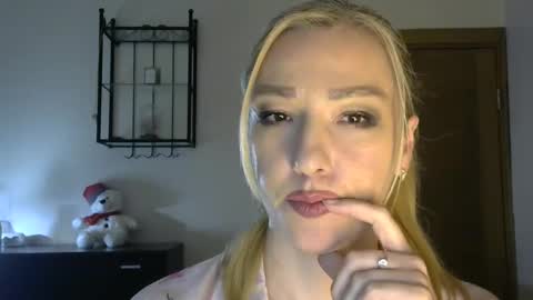 Alina online show from 02.15.25