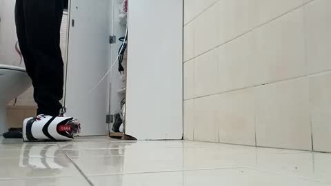 Snapshot of wilddope chatting on 10.03.25 the alpha man online show from 10.03.25