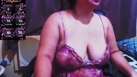 wildhotasianx online show from 11.19.25