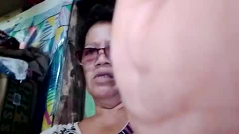 Hot momma online show from 05.11.26