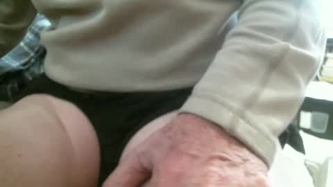 Snapshot of wildinwest chatting on 12.23.24 wildinwest online show from 12.23.24