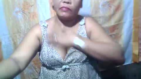 wildveron_205 online show from 10.21.25