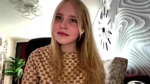 Anny online show from 05.21.26
