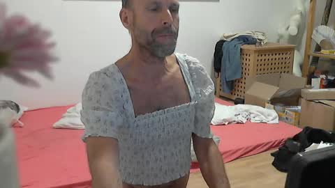 Lilian online show from 10.10.25