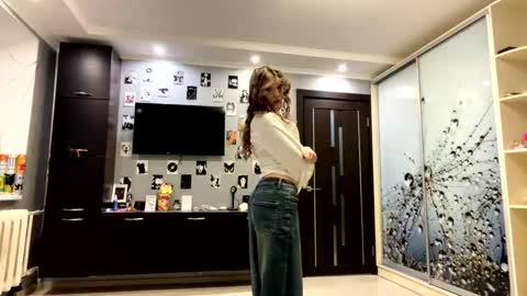 Olivia online show from 02.26.26