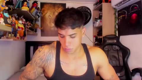 Snapshot of william_dracko9 chatting on 06.25.26 Dracko online show from 06.25.26
