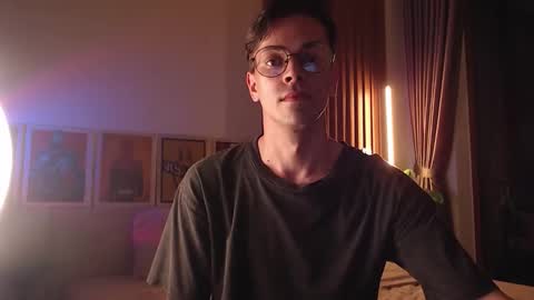 Snapshot of william_henry_a chatting on 02.27.26 William online show from 02.27.26