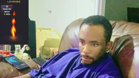 YaBoyTJ online show from 11.23.25