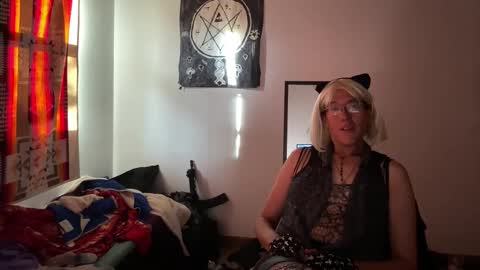 Ville Lohner online show from 10.19.25