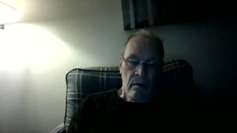 Snapshot of willnedoher chatting on 10.25.25 Willhedoher online show from 10.25.25