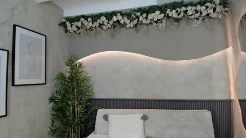 Ms Willow online show from 12.29.24