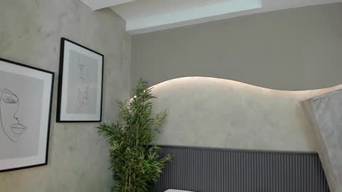 Ms Willow online show from 02.08.25