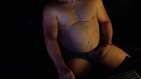 Snapshot of willwill2222 chatting on 11.19.25 John online show from 11.19.25