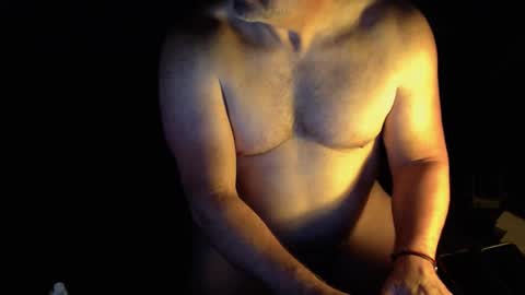 Snapshot of willwill2222 chatting on 11.25.25 John online show from 11.25.25