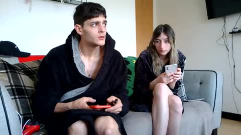 willy_est_95 online show from 04.21.26