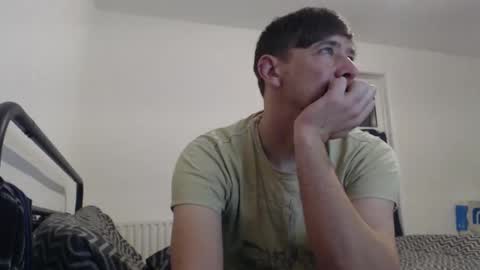 Snapshot of willybewildstone chatting on 11.16.25 willybewildstone online show from 11.16.25