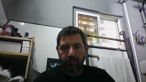 Snapshot of windowpane5 chatting on 04.19.26 windowpane online show from 04.19.26