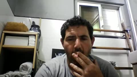 Snapshot of windowpane5 chatting on 05.22.26 windowpane online show from 05.22.26