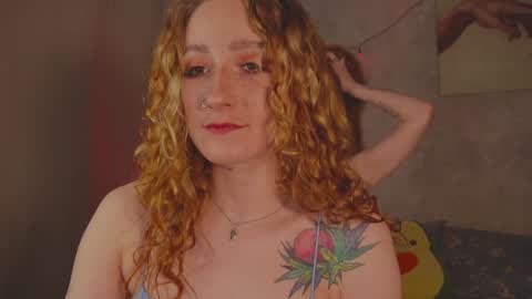Snapshot of winky_dinky chatting on 01.02.25 Your little D online show from 01.02.25