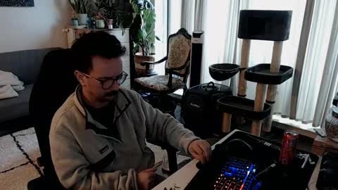 cream36 online show from 12.01.25