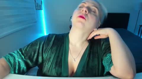 Winter Miracle online show from 11.23.25