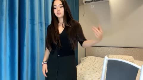 Snapshot of winterluchini chatting on 12.03.25 Amina online show from 12.03.25