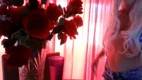 Snapshot of wishgoddes chatting on 05.25.26 WishGoddes online show from 05.25.26