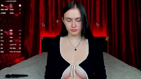 Kira online show from 12.18.25