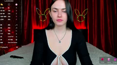 Kira online show from 04.06.26