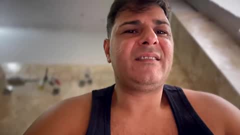 Witebull online show from 12.10.24