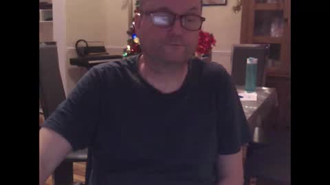 wobble444 online show from 12.16.25