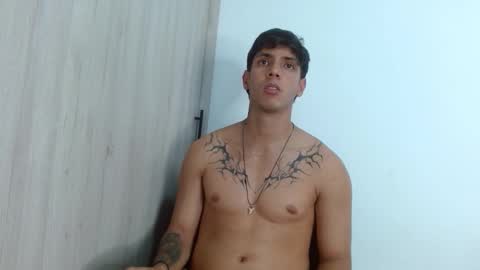 Snapshot of wolf_light chatting on 12.13.25 wolf_light online show from 12.13.25