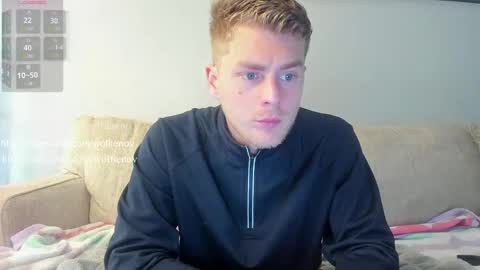 Snapshot of wolfiell chatting on 02.02.25 Wolfienov online show from 02.02.25