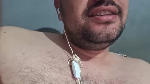 Snapshot of wolfrot chatting on 02.14.25 wolf boy online show from 02.14.25