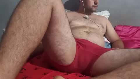 Snapshot of wolfrot chatting on 09.24.25 wolf boy online show from 09.24.25