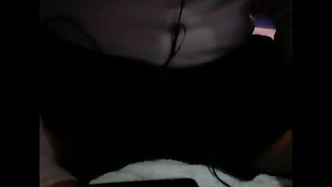 Snapshot of wolliwolly chatting on 05.18.26 Wooli online show from 05.18.26