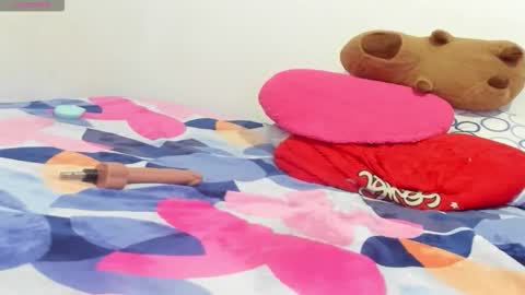 Snapshot of woman_rosse chatting on 09.12.25 woman_rosse online show from 09.12.25