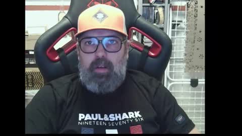 Snapshot of womenizzeer chatting on 12.19.25 Adam online show from 12.19.25