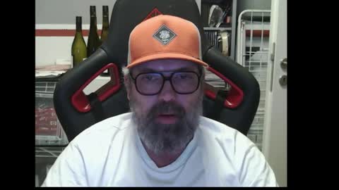 Snapshot of womenizzeer chatting on 02.25.26 Adam online show from 02.25.26