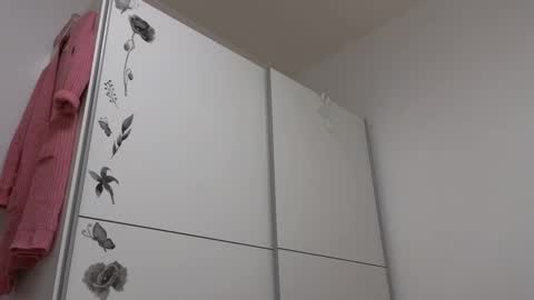 Snapshot of wondergirl_68 chatting on 12.21.24 Wondergirl online show from 12.21.24