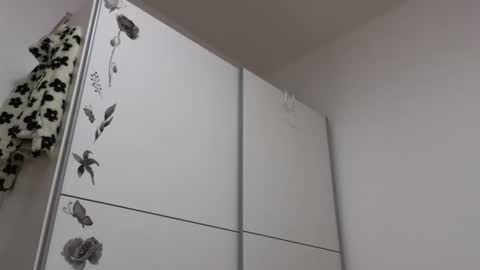 Snapshot of wondergirl_68 chatting on 02.12.25 Wondergirl online show from 02.12.25