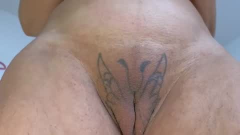 Snapshot of wondergirl_68 chatting on 09.15.25 Wondergirl online show from 09.15.25