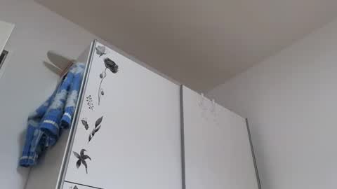 Snapshot of wondergirl_68 chatting on 09.18.25 Wondergirl online show from 09.18.25